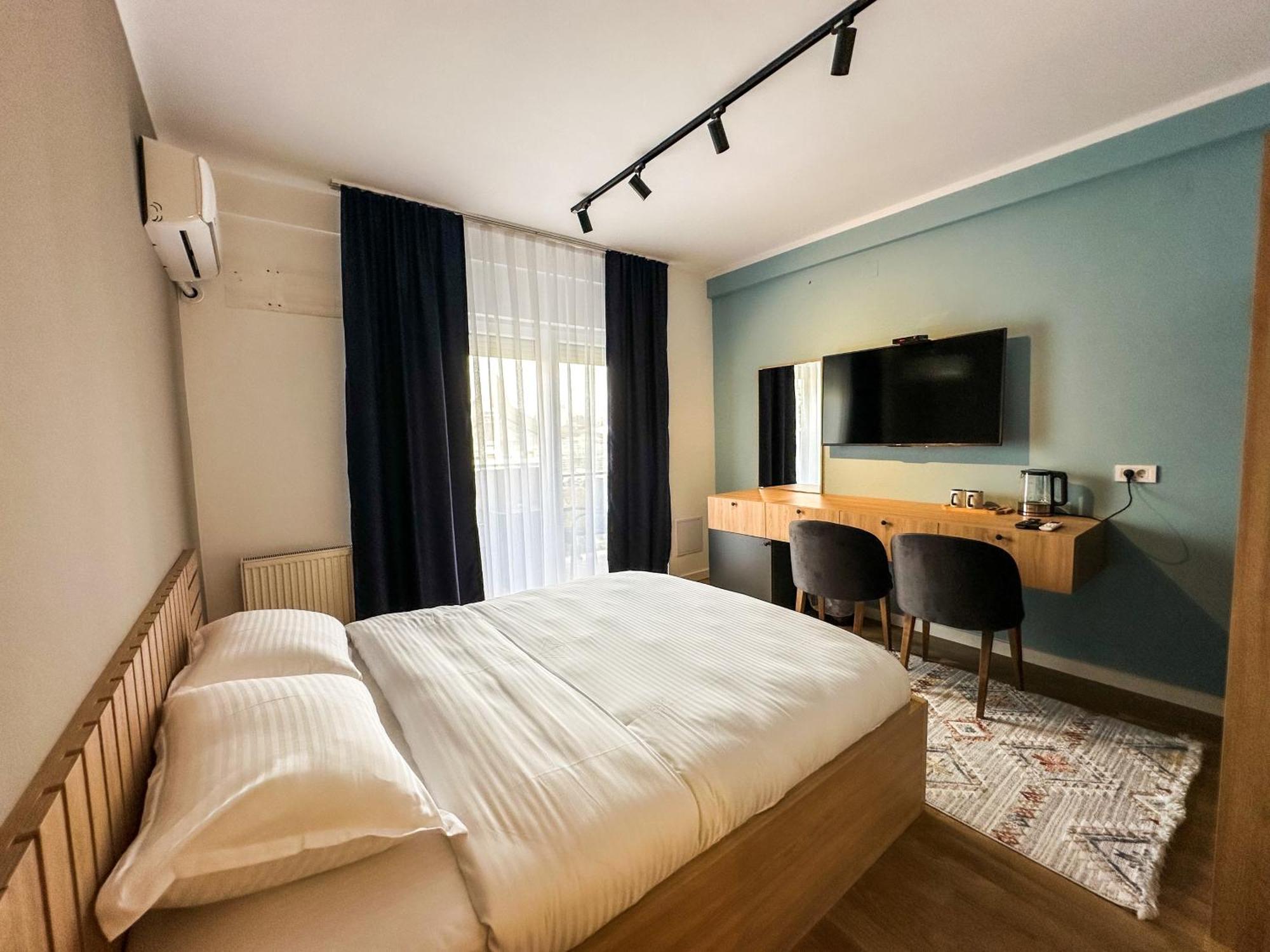 Grand Apartments Prishtina Pristina Exterior foto